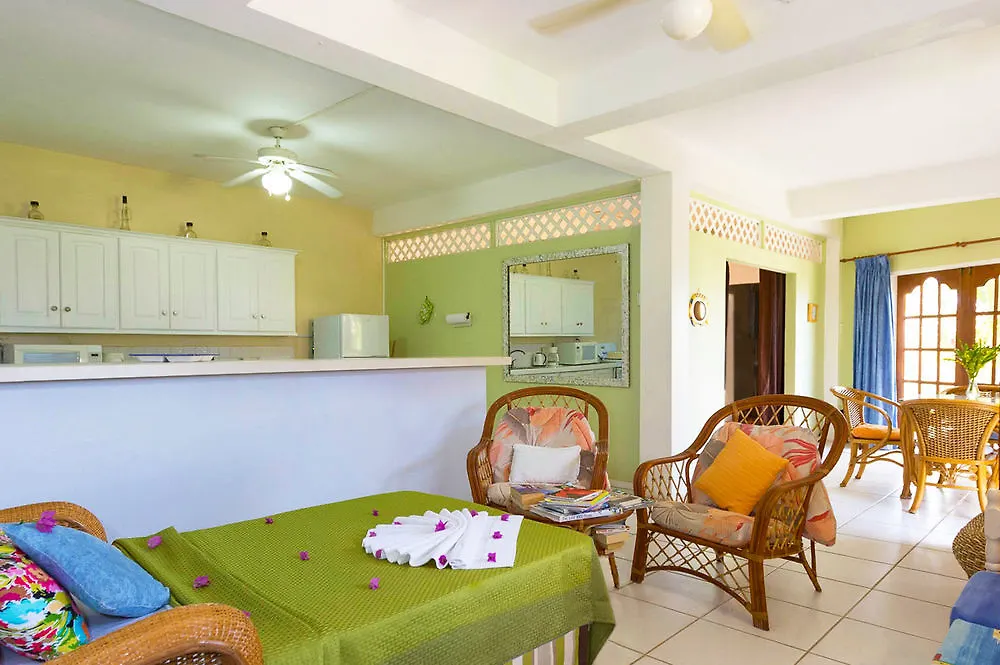 Hibiscus Heights Hotel Black Rock